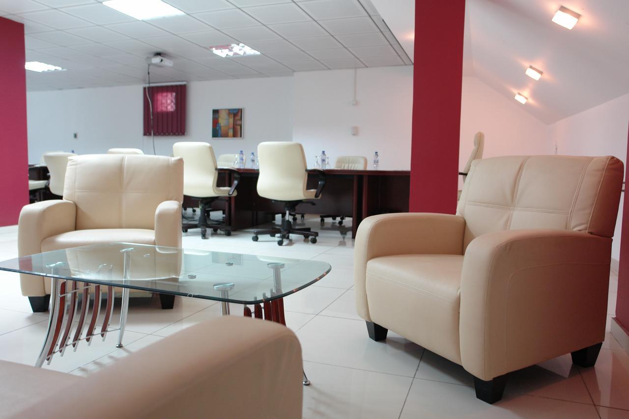 Plasma Hotel Триполи Екстериор снимка