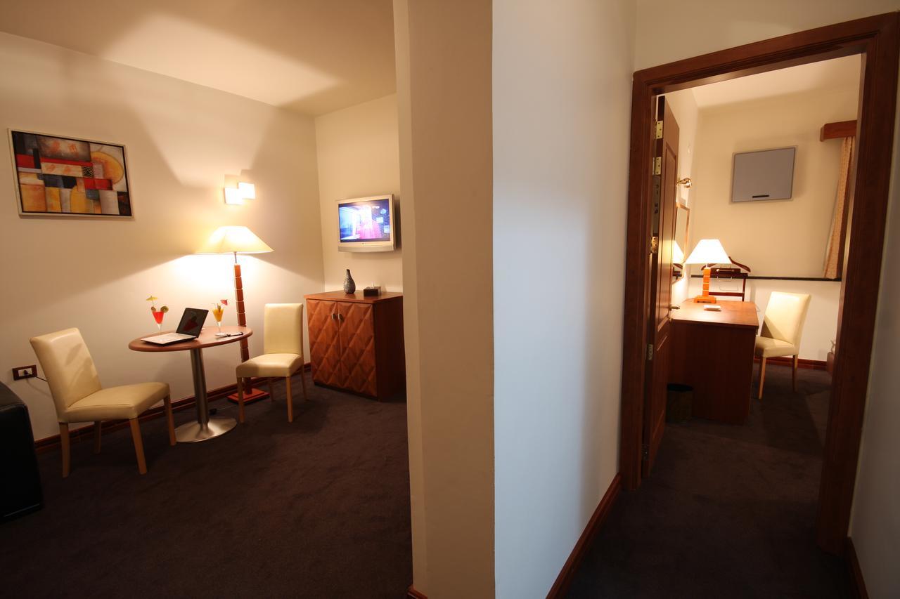 Plasma Hotel Триполи Екстериор снимка